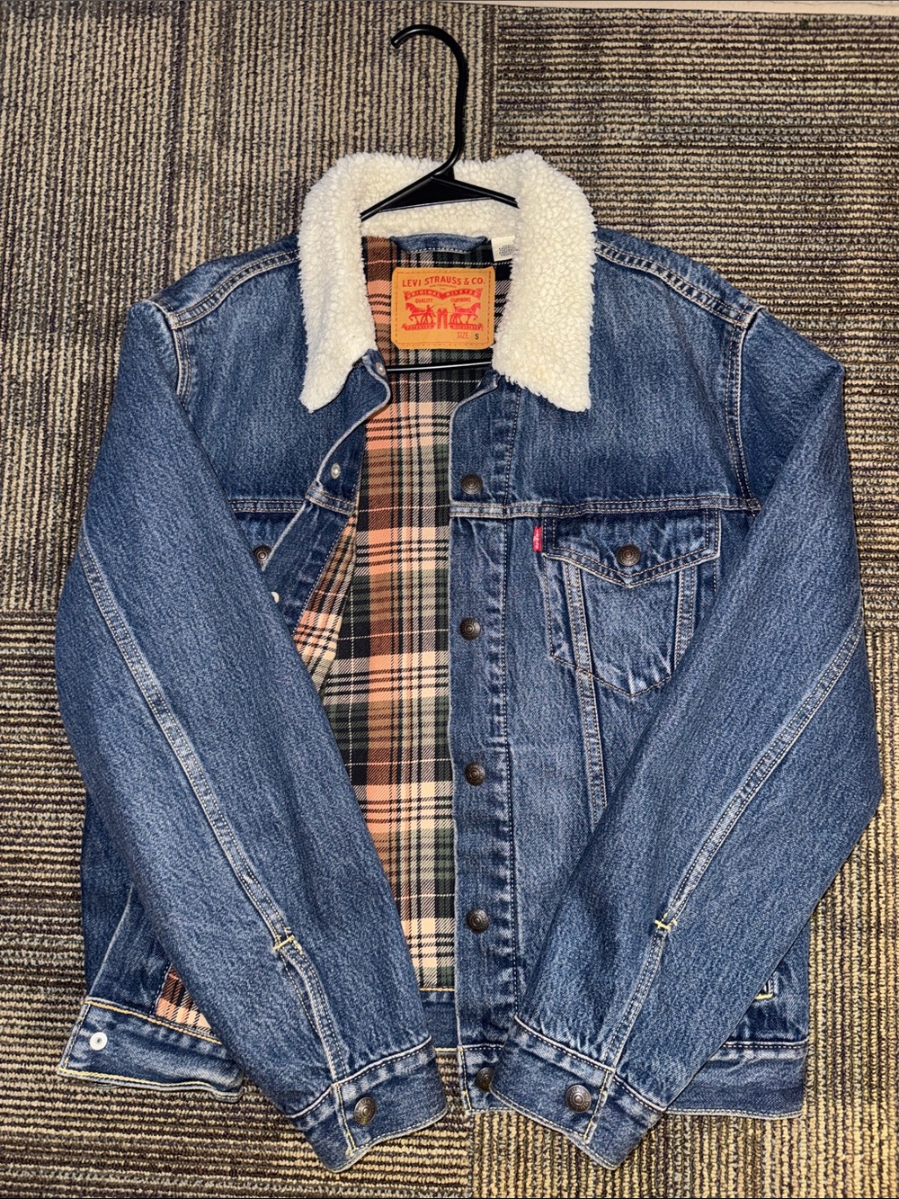 Levi's Blue Denim Jacket with White Sherpa Collar and Plaid Lining